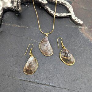 Bespoke Gold Trim Mussel Shell Necklace & Earrings Set Outer Banks NC Coastal